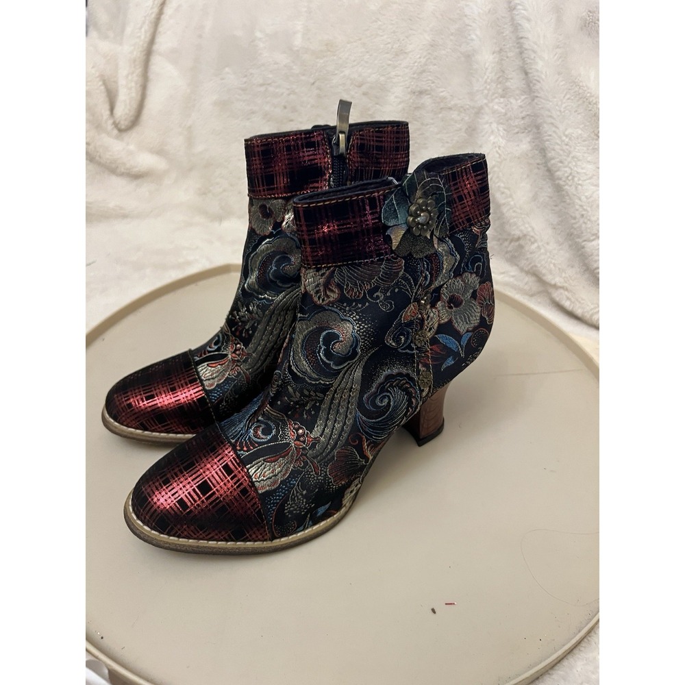 Vintage Whimsigoth Floral Black Wooden Heel Boots Witchy Victorian Style Size 9